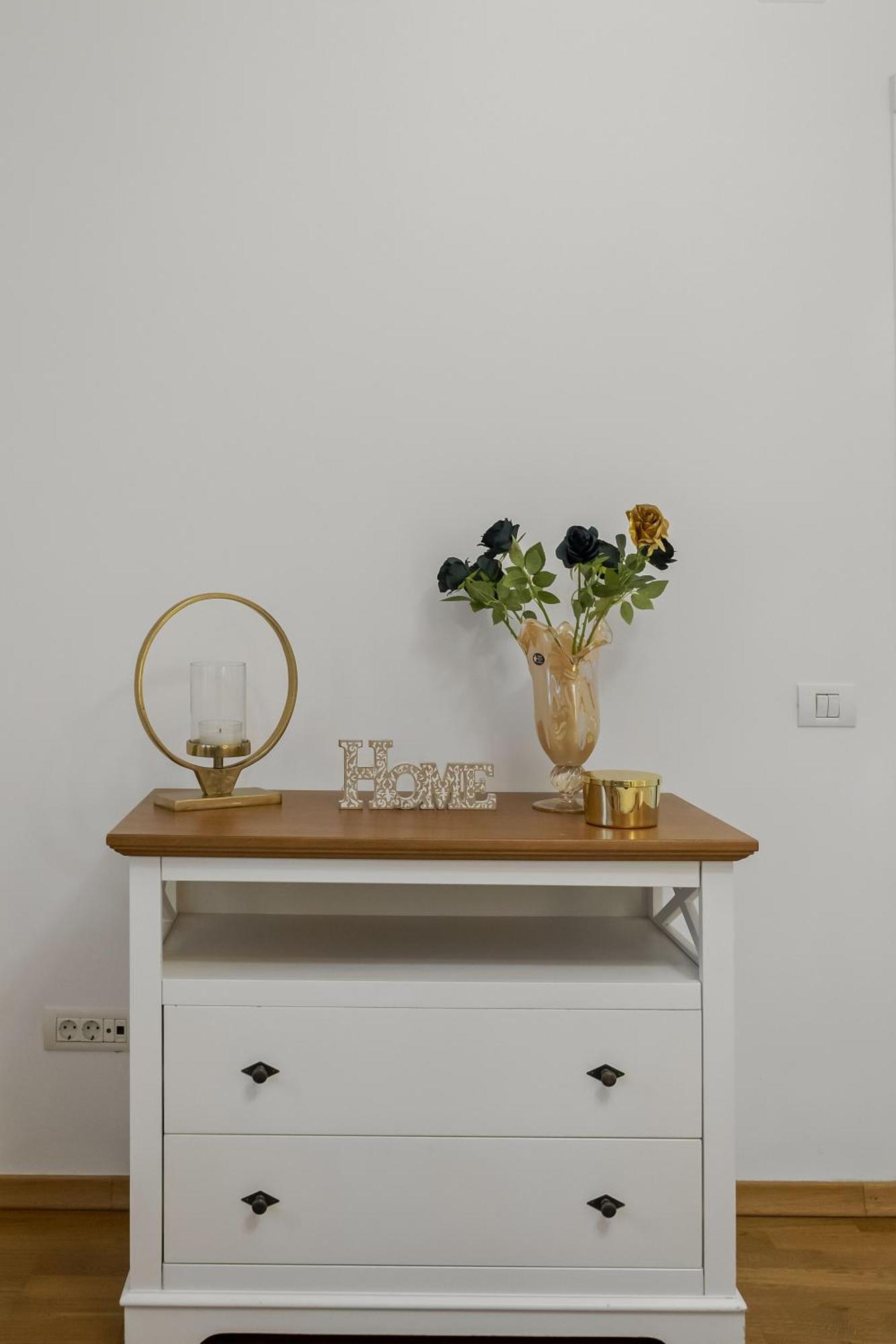 Sweet Luxury Three Rooms Apartment City Center Universitate بوخارست المظهر الخارجي الصورة