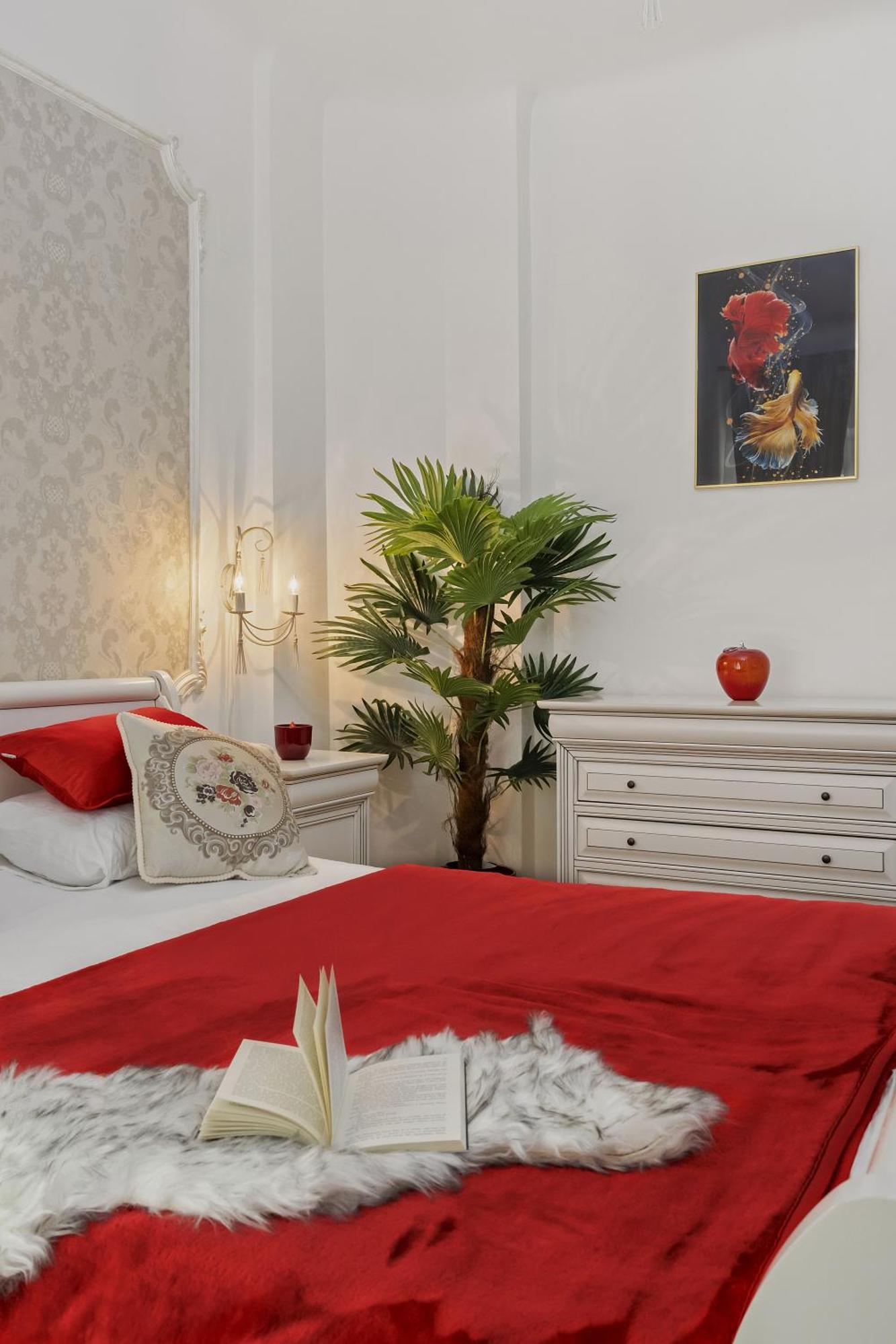 Sweet Luxury Three Rooms Apartment City Center Universitate بوخارست المظهر الخارجي الصورة