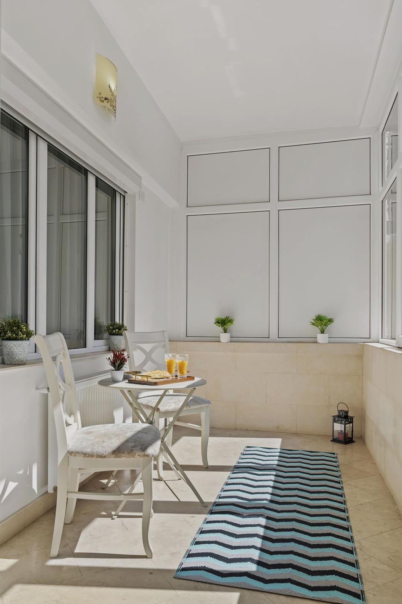 Sweet Luxury Three Rooms Apartment City Center Universitate بوخارست المظهر الخارجي الصورة